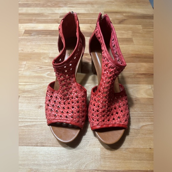 Sundance Gabriella Red Woven Leather Peep Toe Block Heels size 40 - Picture 3 of 9